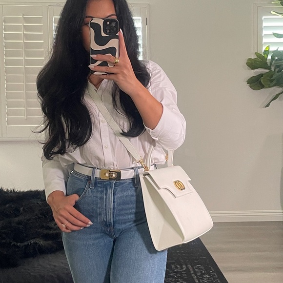 VINTAGE WHITE CELINE BAG AUTHENTIC WHITE/GOLD INTERLOCKING O TOP HANDLE BAG - Picture 5 of 10